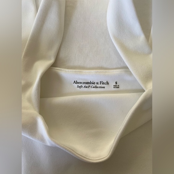 Double Layered Seamless Fabric Square neck Bodysuit - Picture 7 of 8